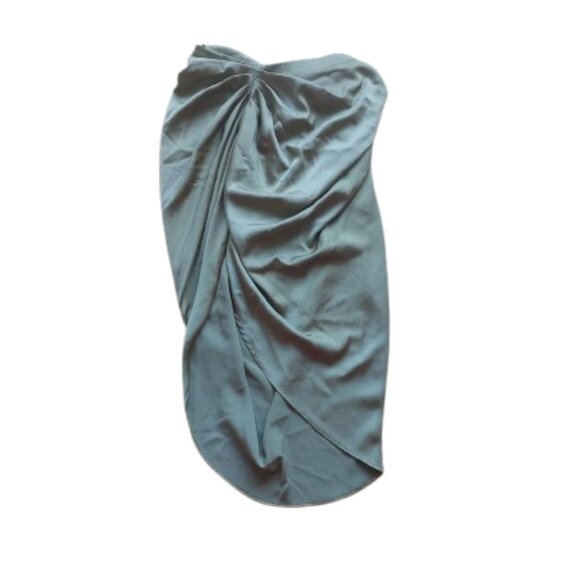 Green Asymmetrical Skirt Size Medium / 6 - Picture 1 of 1